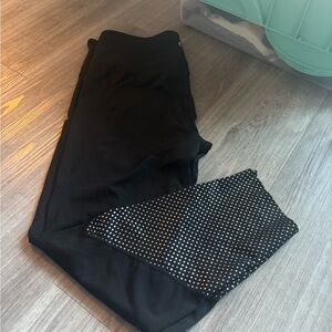 Zyia Black Leggings with pockets size 16/18